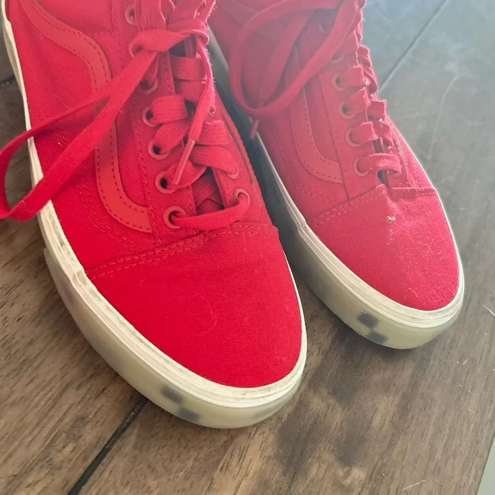 Vans Old Skool Low Top Sneakers Red Canvas Men’s Size 7– Off The Wall